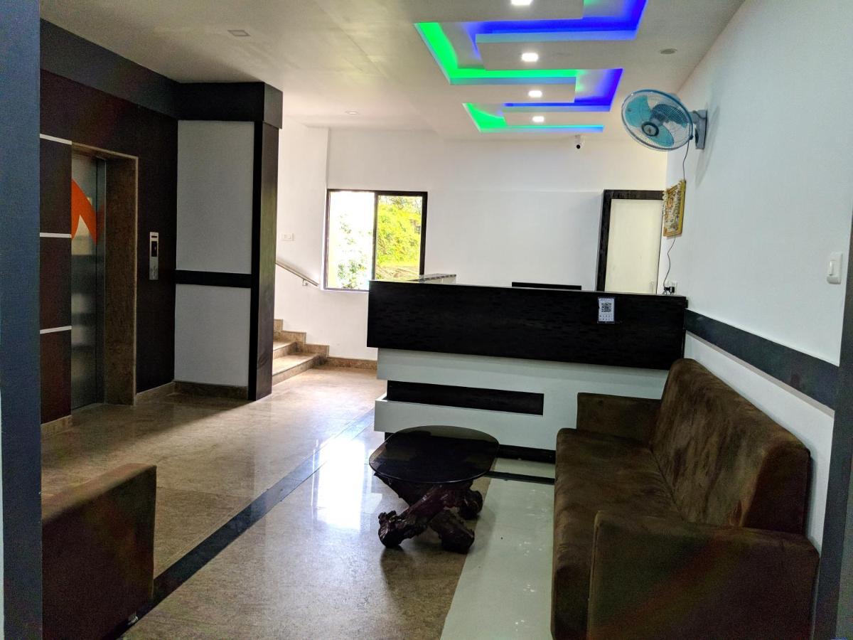 Hotel Shawrya The Grand Madikeri Kültér fotó