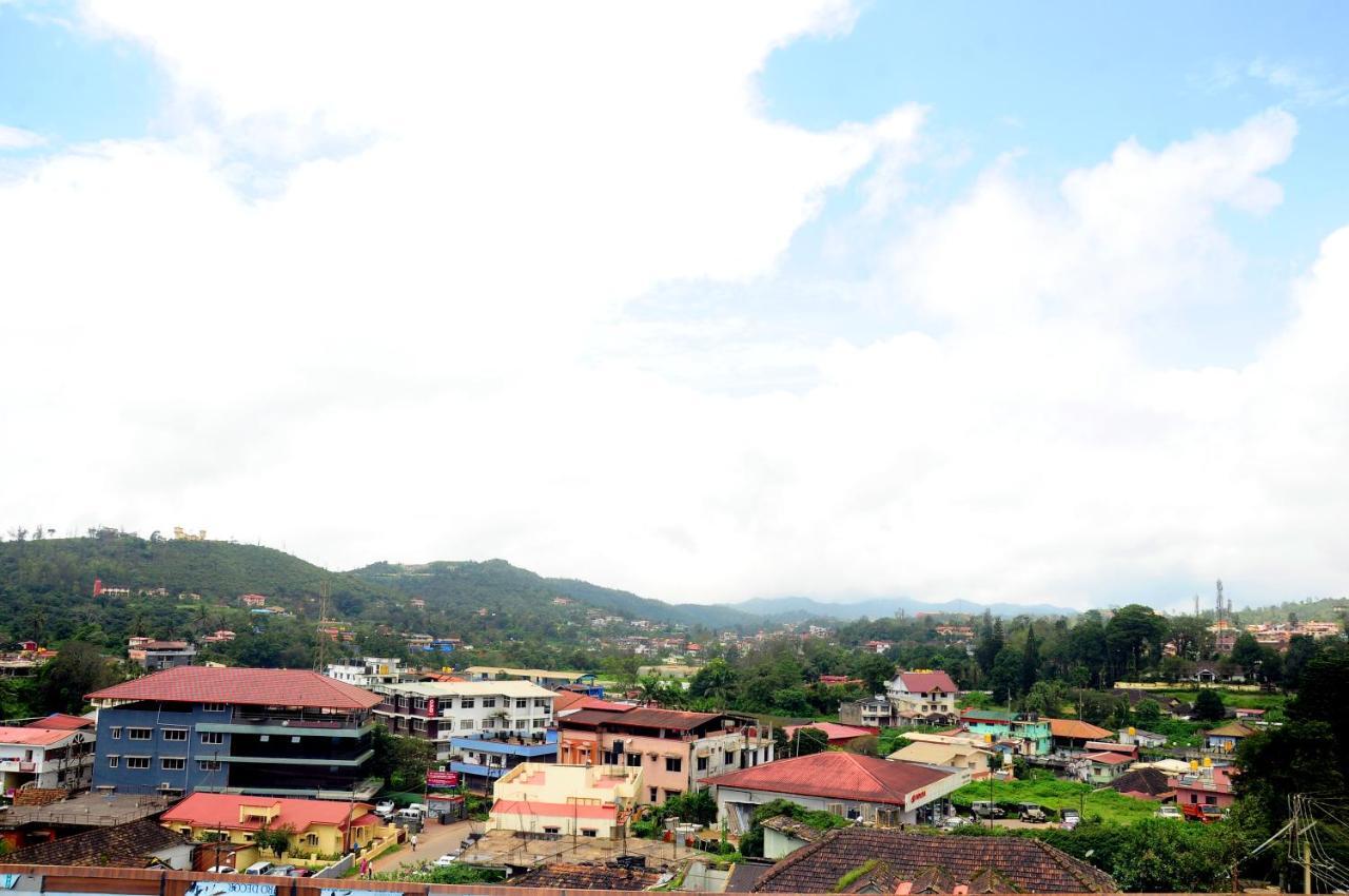 Hotel Shawrya The Grand Madikeri Kültér fotó